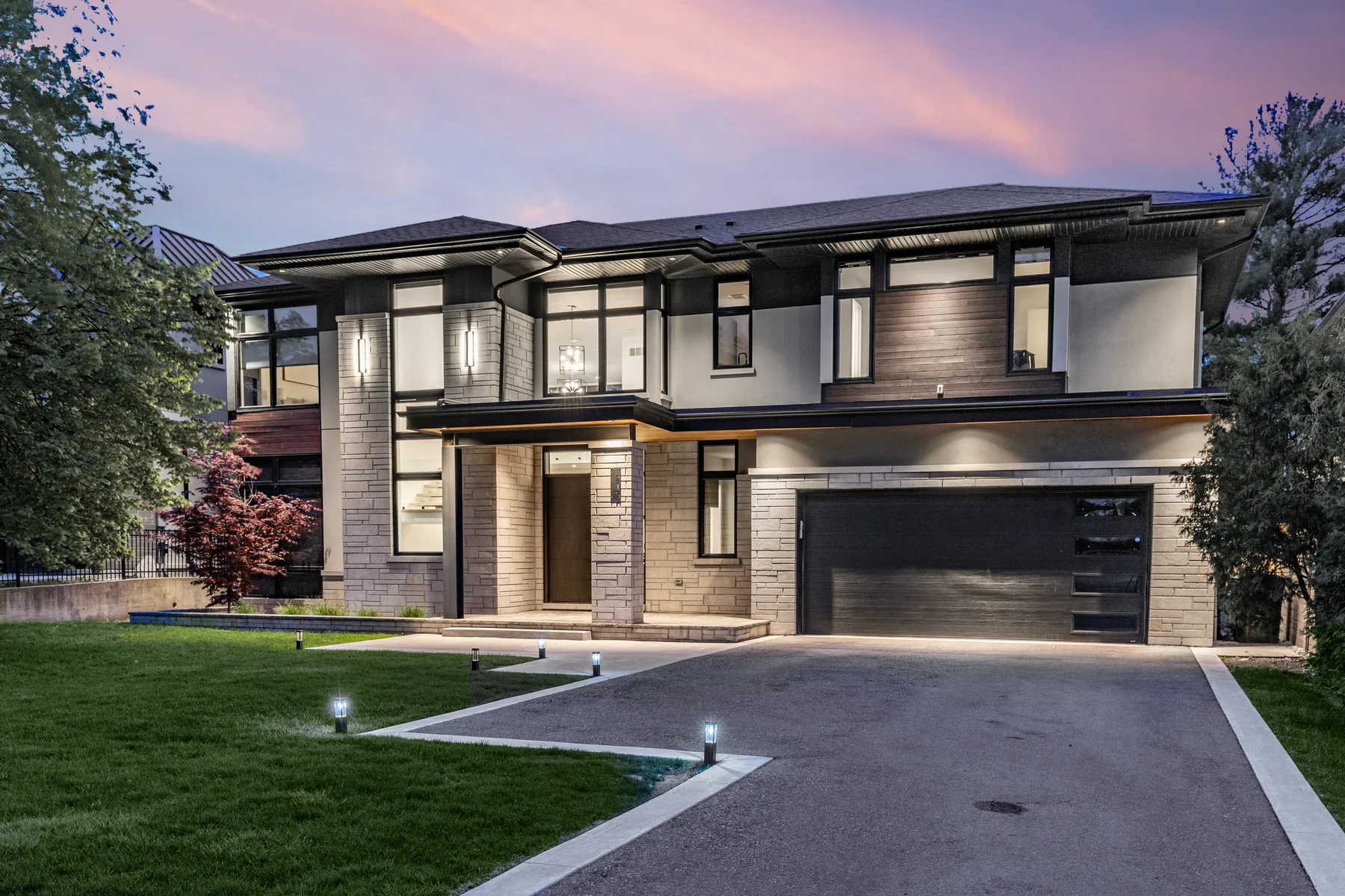 215 Morden Rd, Oakville, ON